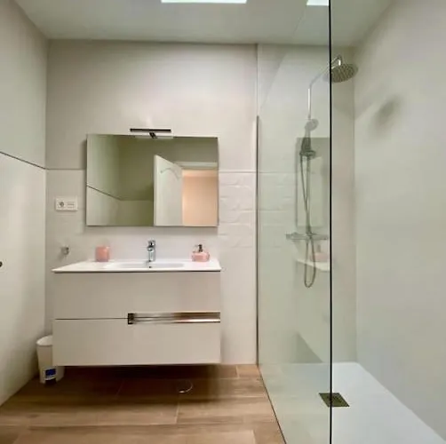 Casa A 5 Minutos Andando De La Playa De La Concha. Playa Honda (Lanzarote)